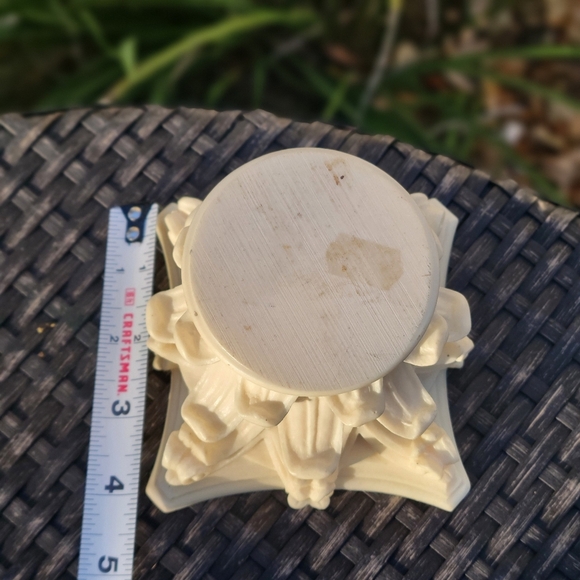 Rare Find "Greek" Candle Pedestal Carved Cream Marble Dust Blend Little Flowers - Picture 3 of 10